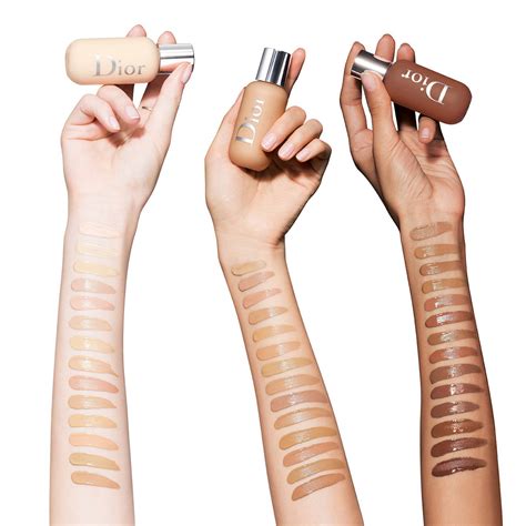 dior star foundation 40 swatches|Dior backstage foundation.